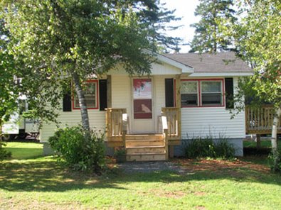 Cottage 2 grounds